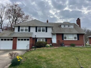 Roof cleaning and soft washing in Delaware